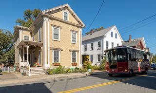 36 Essex St 1, Salem, MA 01970
