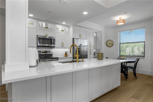 9554 Trevi CT 4727, Naples, FL 34113