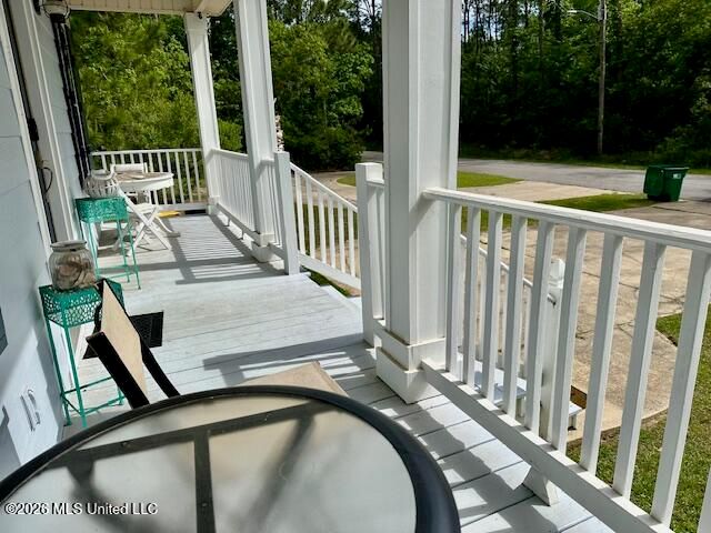 107 Greenwood Drive, Pass Christian, MS 39571