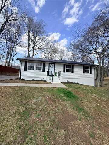 2305 Wilcox Drive, Greensboro, NC 27405