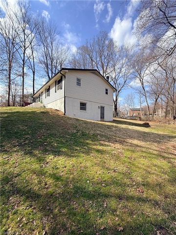 2305 Wilcox Drive, Greensboro, NC 27405