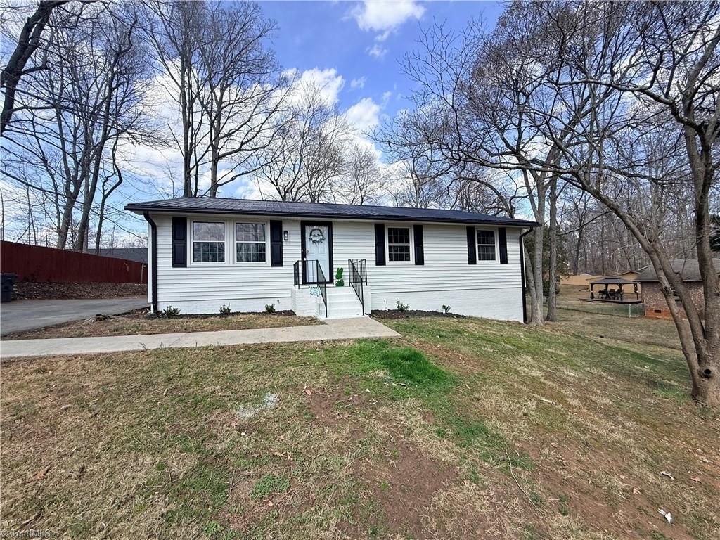 2305 Wilcox Drive, Greensboro, NC 27405