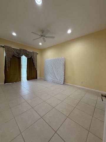 408 N Key Lime Sq Square SW, Vero Beach, FL 32968