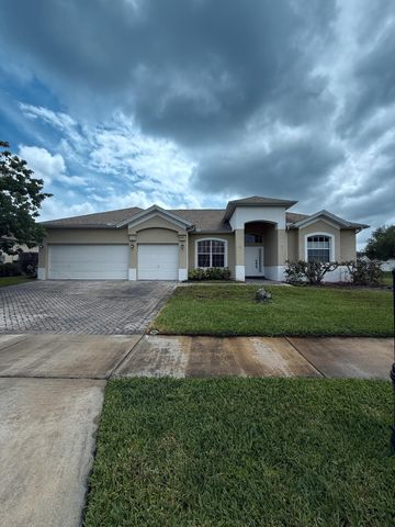 408 N Key Lime Sq Square SW, Vero Beach, FL 32968