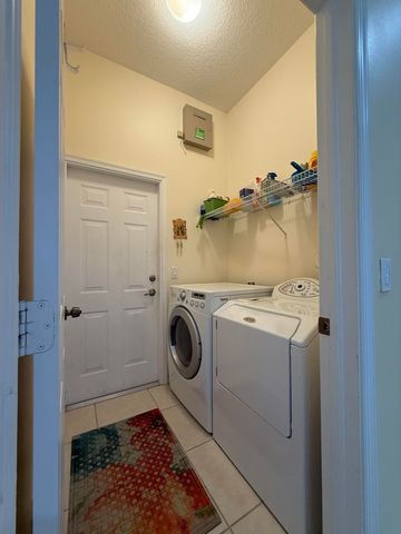 408 N Key Lime Sq Square SW, Vero Beach, FL 32968