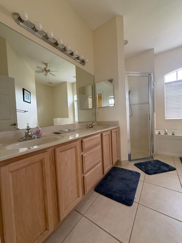 408 N Key Lime Sq Square SW, Vero Beach, FL 32968