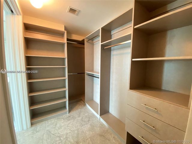 3131 NE 7th Ave 2101, Miami, FL 33137