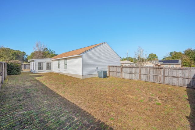 3304 Skywagon Drive, Crestview, FL 32539