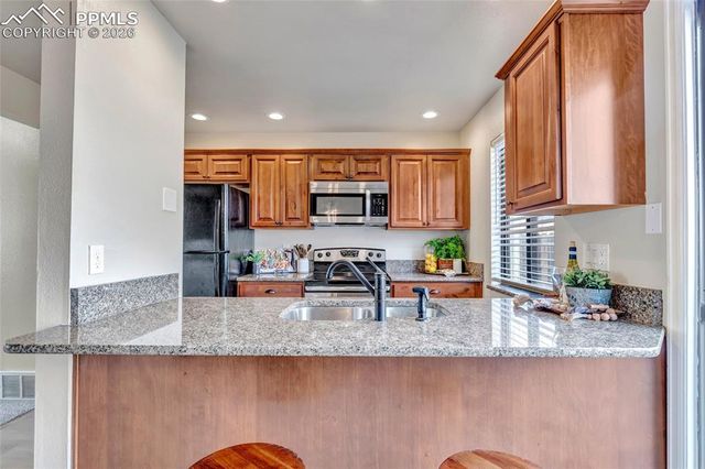 806 London Green Way, Colorado Springs, CO 80906