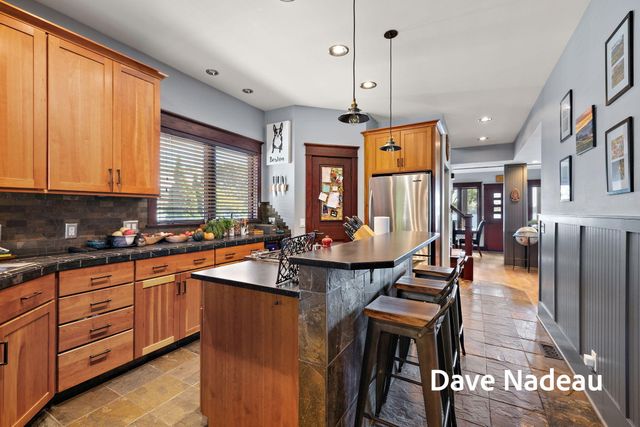 16661 Lakeview Street, Spring Lake, MI 49456