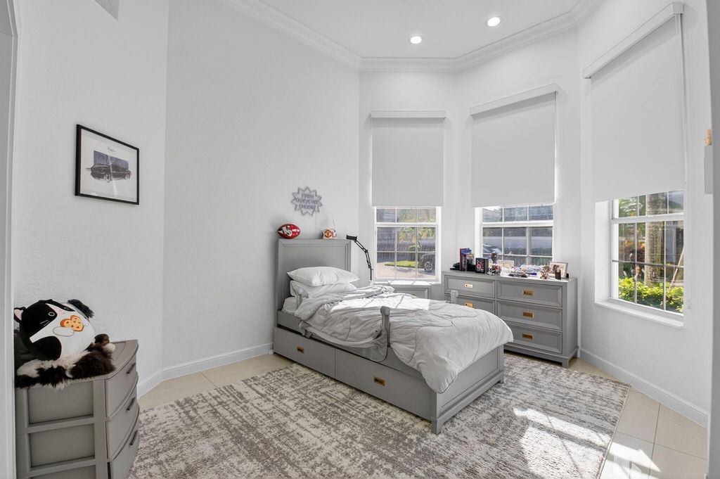 Image 20 of property listing at 6270 NW 43rd Terrace, Boca Raton, FL 33496