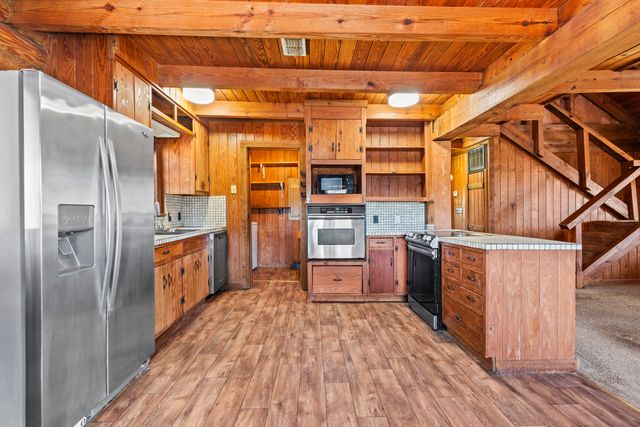 157 County Road 1919, Yantis, TX 75497