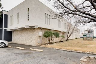 3610 W Pioneer Parkway 201, Pantego, TX 76013