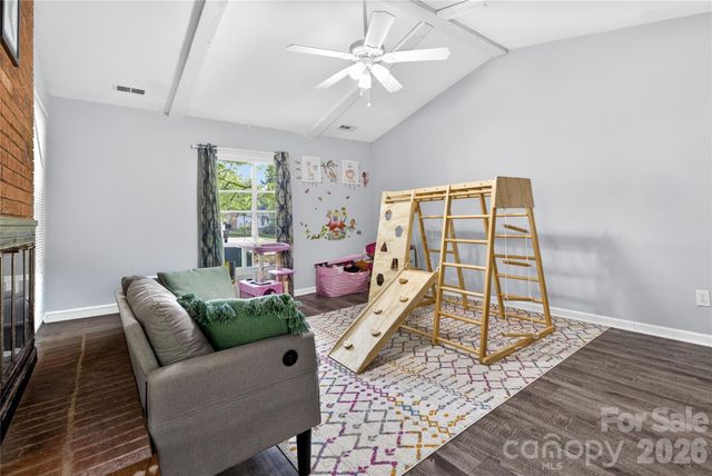 5200 Barrington Drive, Charlotte, NC 28215