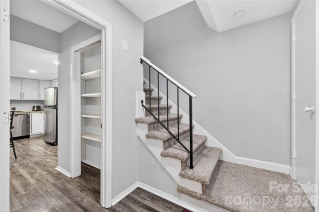 5200 Barrington Drive, Charlotte, NC 28215