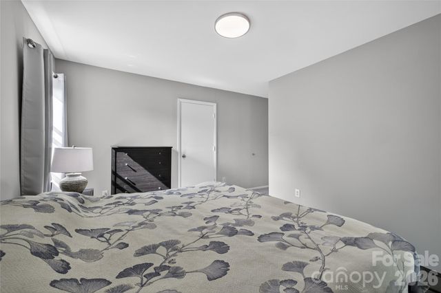 5200 Barrington Drive, Charlotte, NC 28215