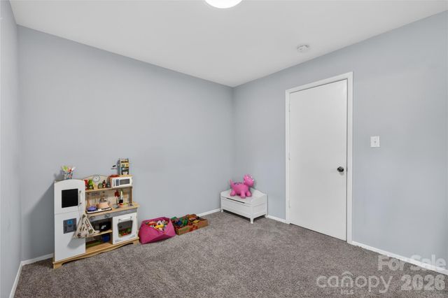 5200 Barrington Drive, Charlotte, NC 28215