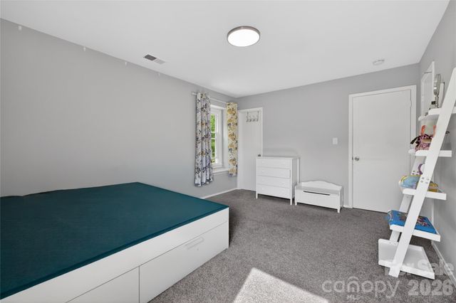 5200 Barrington Drive, Charlotte, NC 28215