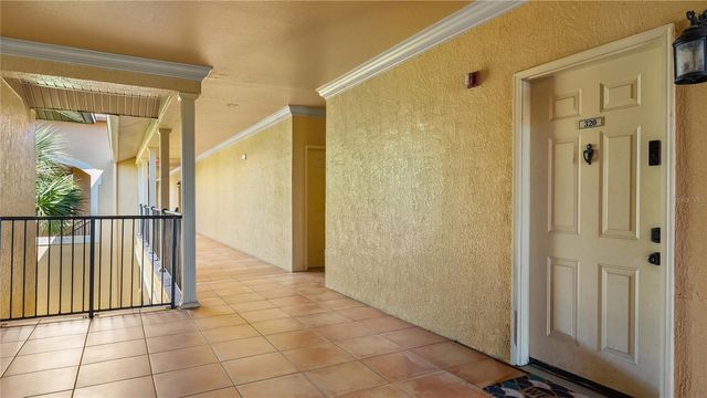 4333 BAYSIDE VILLAGE DRIVE 320, Tampa, FL 33615