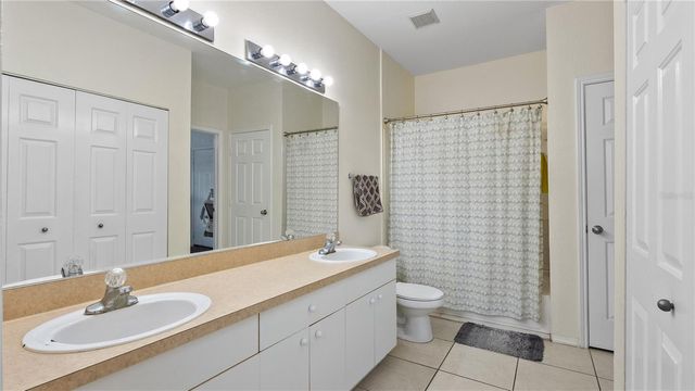 4333 BAYSIDE VILLAGE DRIVE 320, Tampa, FL 33615