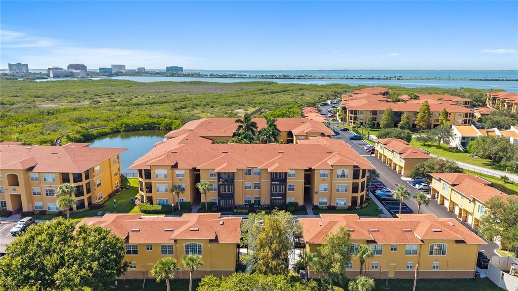 4333 BAYSIDE VILLAGE DRIVE 320, Tampa, FL 33615