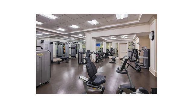 502 Park Ave Apt 12D, New York City, NY 10022