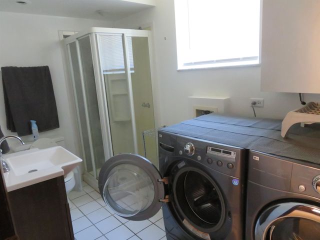2216 AVINELL DRIVE, Milton, WV 25541