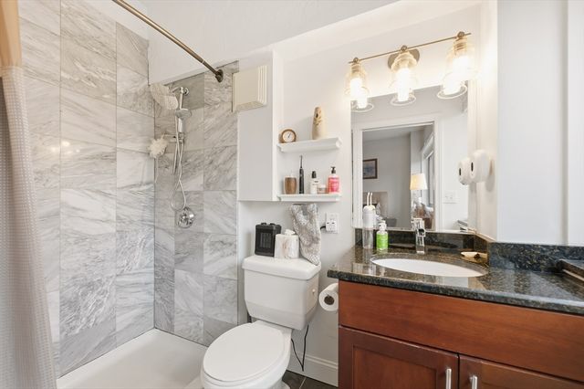 63 Atlantic 5D, Boston, MA 02110