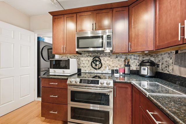 63 Atlantic 5D, Boston, MA 02110