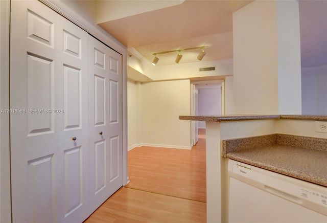 1919 Van Buren St 311A, Hollywood, FL 33020