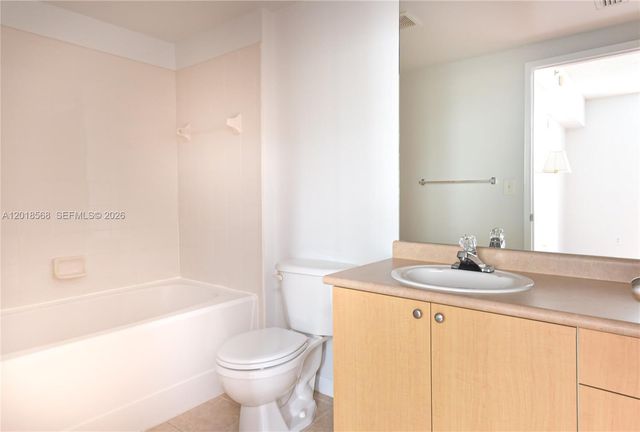 1919 Van Buren St 311A, Hollywood, FL 33020
