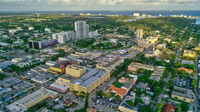 1919 Van Buren St 311A, Hollywood, FL 33020