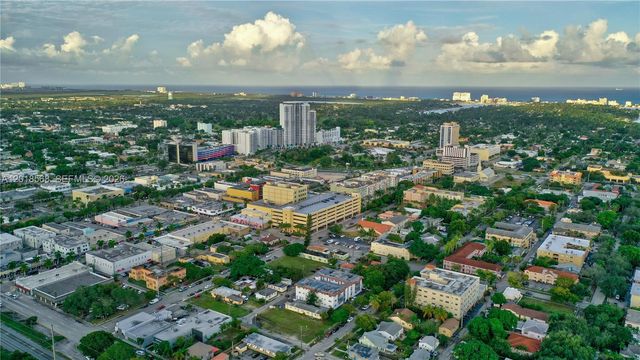 1919 Van Buren St 311A, Hollywood, FL 33020