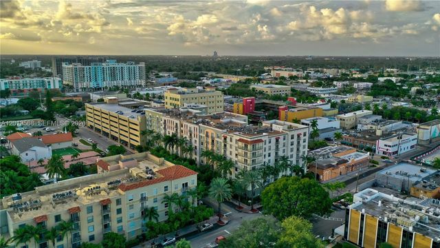 1919 Van Buren St 311A, Hollywood, FL 33020