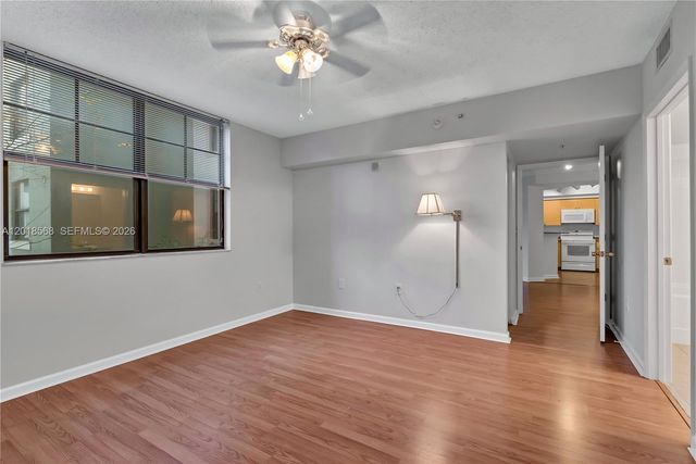 1919 Van Buren St 311A, Hollywood, FL 33020