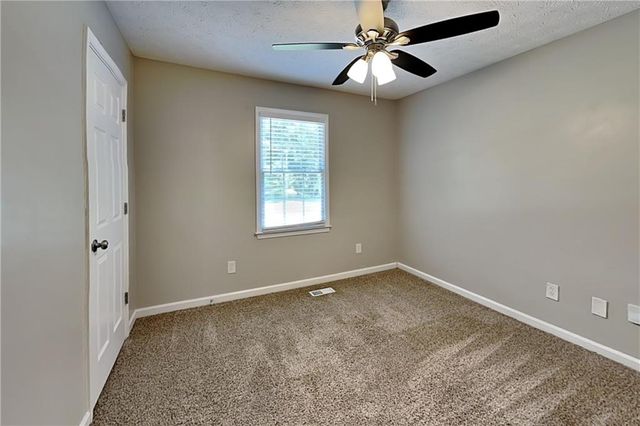 604 Dillon Drive, Douglasville, GA 30134