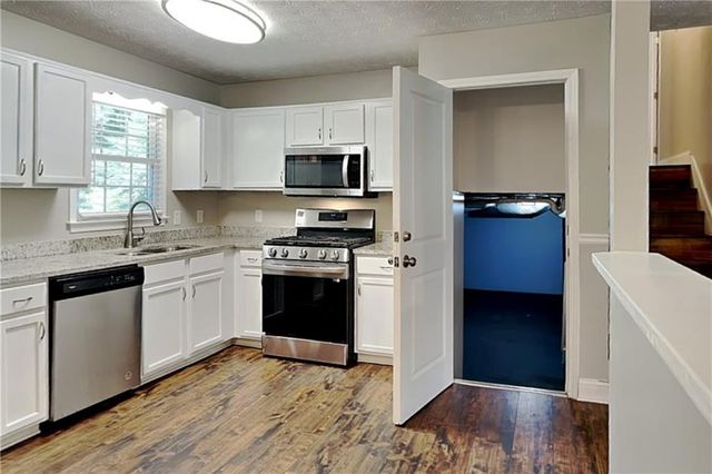 604 Dillon Drive, Douglasville, GA 30134