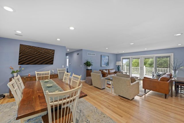 48020 Ridge Road, Grand Beach Vllg, MI 49117