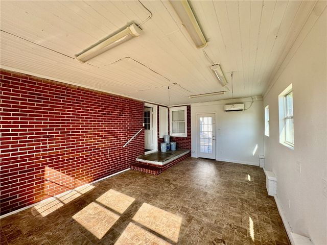 412 W Orange Street, Jesup, GA 31545