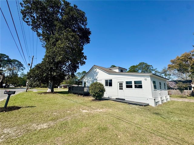 412 W Orange Street, Jesup, GA 31545