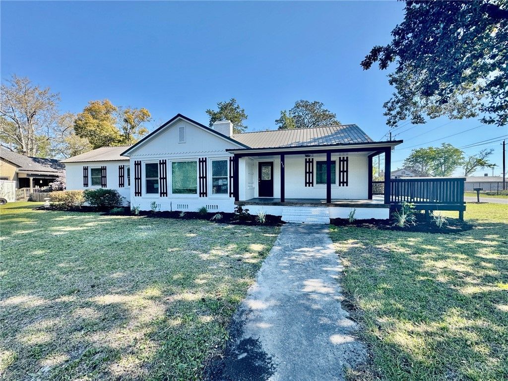 412 W Orange Street, Jesup, GA 31545