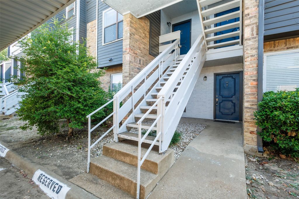 5840 Spring Valley Road 208, Dallas, TX 75254