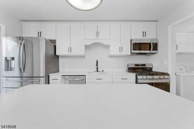 3243 Bloomingdale Dr 43, Hillsborough Twp., NJ 08844