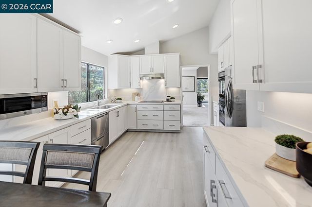 3612 Rossmoor Pkwy 1, Walnut Creek, CA 94595