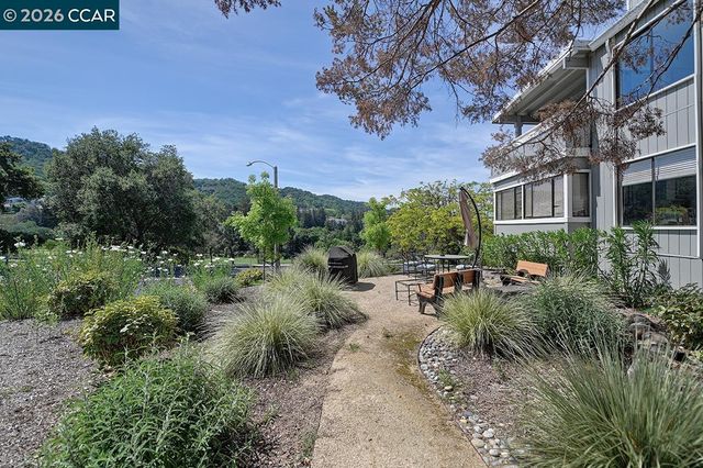 3612 Rossmoor Pkwy 1, Walnut Creek, CA 94595