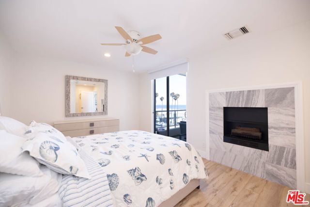 723 Palisades Beach Road 318, Santa Monica, CA 90402