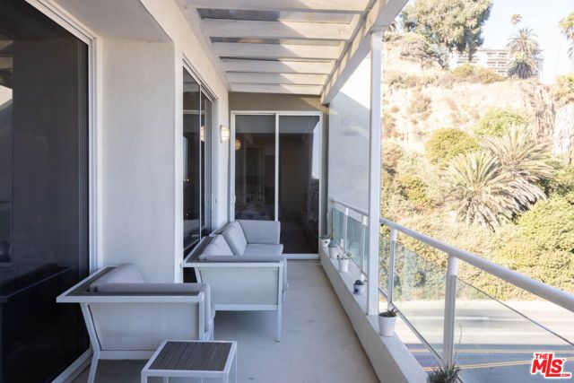 723 Palisades Beach Road 318, Santa Monica, CA 90402