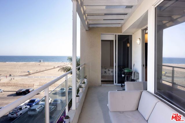 723 Palisades Beach Road 318, Santa Monica, CA 90402