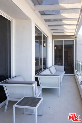 723 Palisades Beach Road 318, Santa Monica, CA 90402