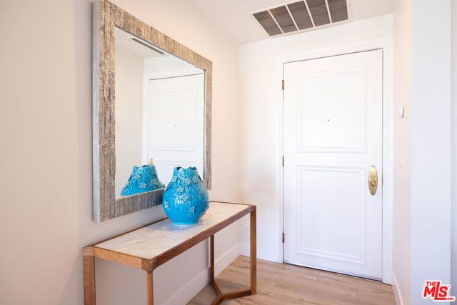 723 Palisades Beach Road 318, Santa Monica, CA 90402
